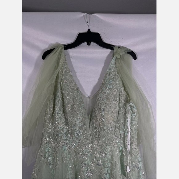 NWT $600 Mac Duggal Embellished Soft Tie Sleeveless V Neck Gown Sage Green SZ 12 - Picture 8 of 16